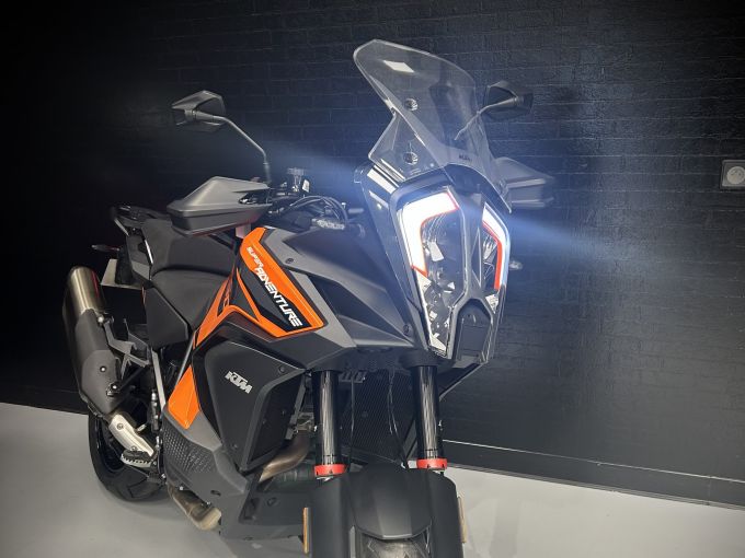 KTM 1290 SUPER ADVENTURE S 4
