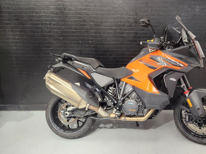 KTM 1290 SUPER ADVENTURE S 4
