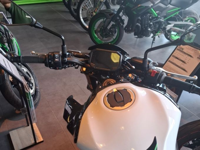 KAWASAKI Z 900 4