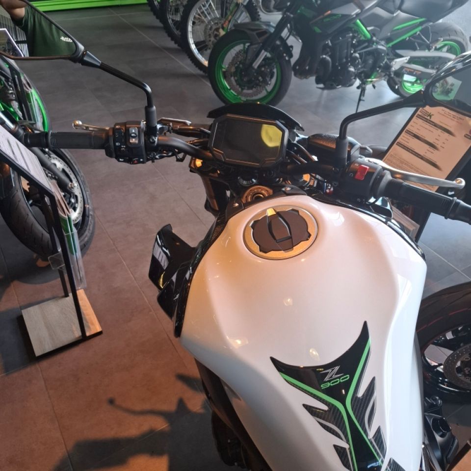 KAWASAKI Z 900 4