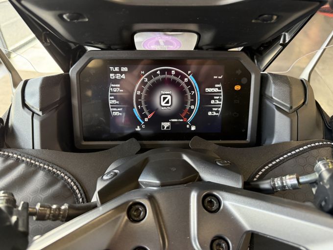 YAMAHA XP T-MAX 560 TECH MAX 4