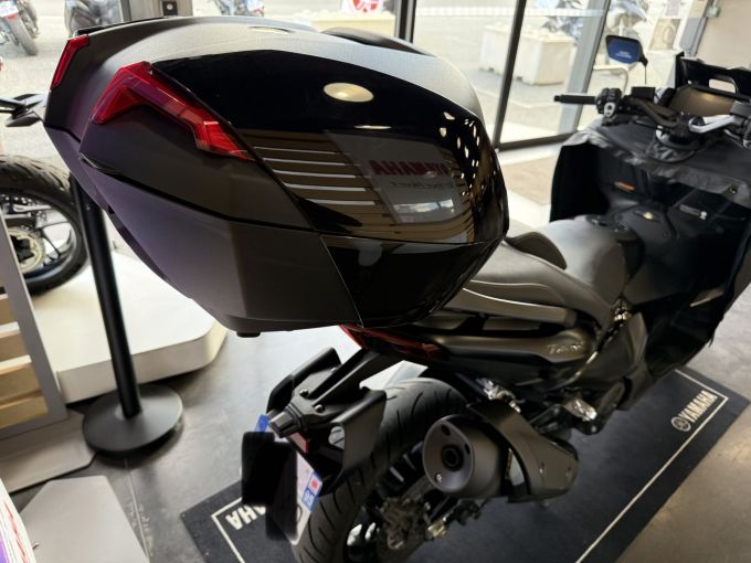 YAMAHA XP T-MAX 560 TECH MAX 4