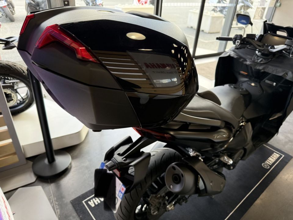YAMAHA XP T-MAX 560 TECH MAX 4