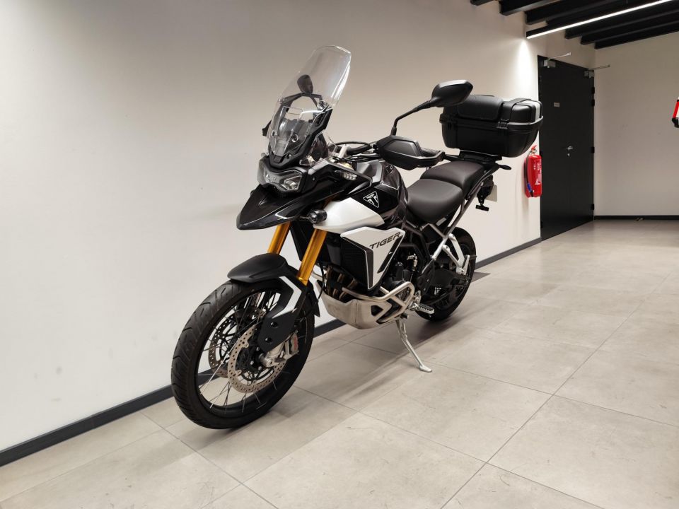 TRIUMPH TIGER 900 RALLY PRO 4