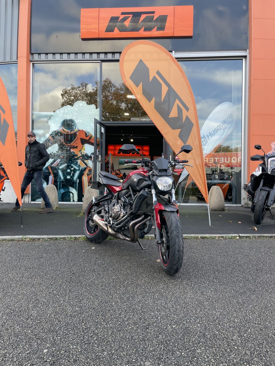 YAMAHA MT-07 (47.5CV) 4