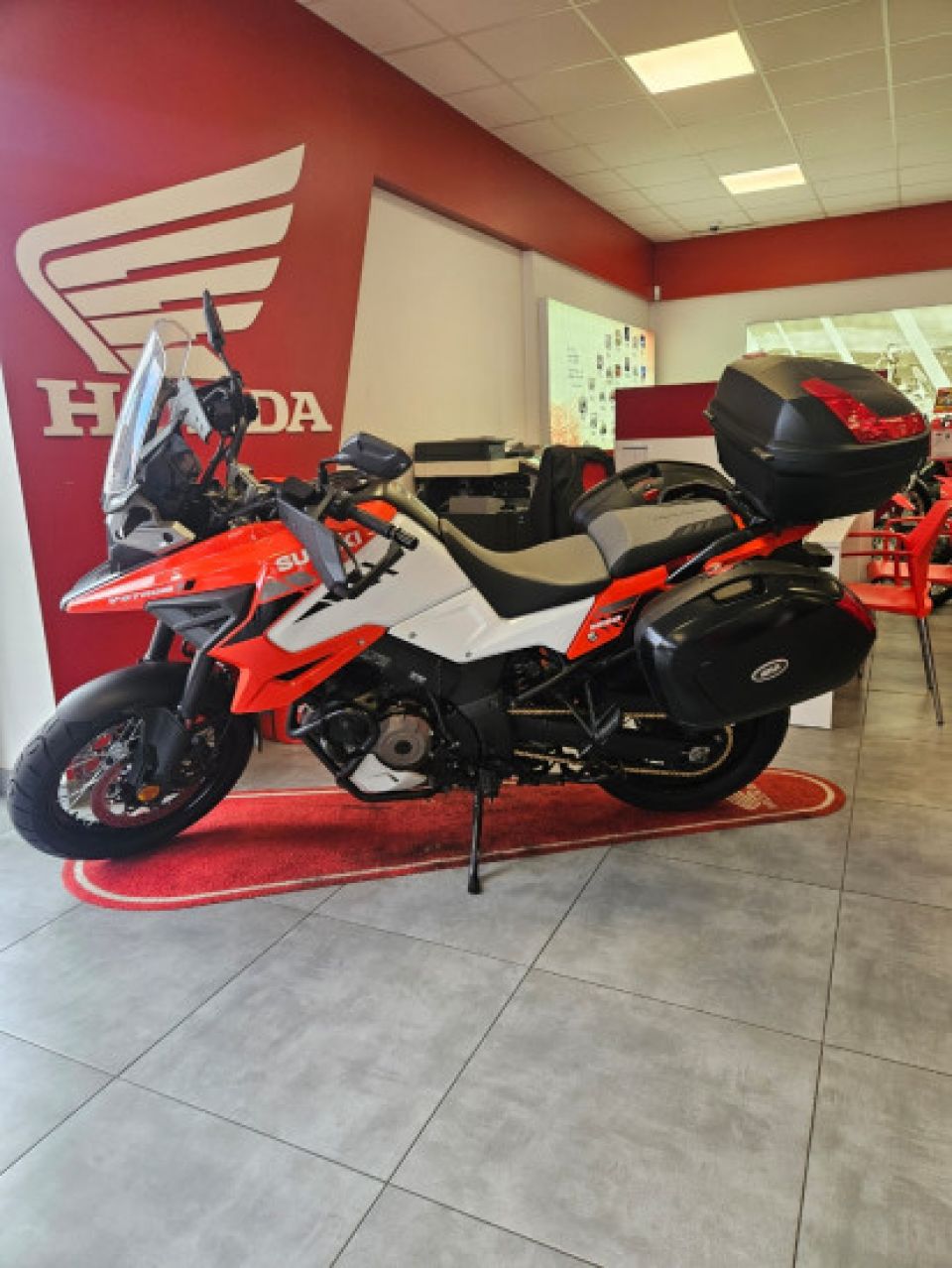 SUZUKI DL V-STROM 1050 4
