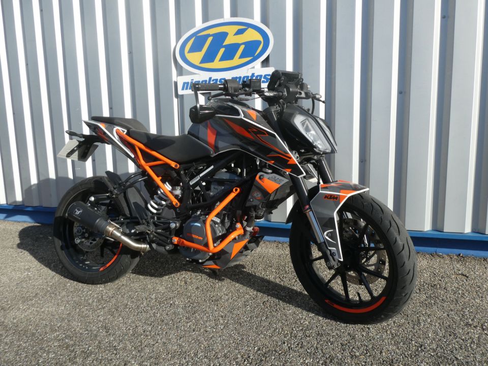 KTM 125 DUKE ABS 4