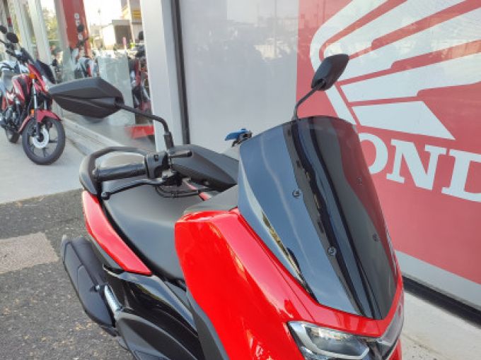 YAMAHA NMAX 125 4