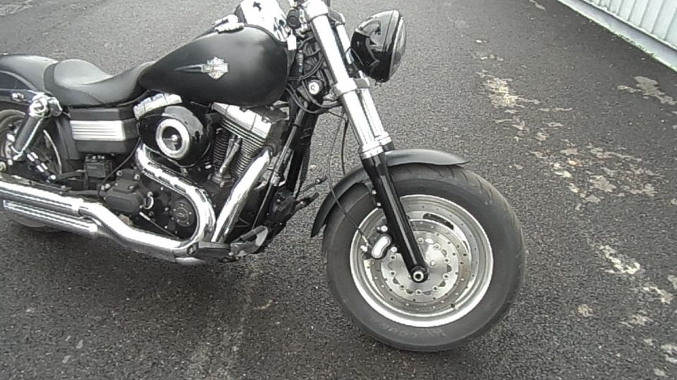 HARLEY-DAVIDSON DYNA FAT BOB 1690 4