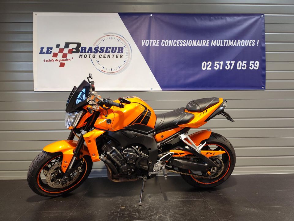 YAMAHA FZ1 N 4