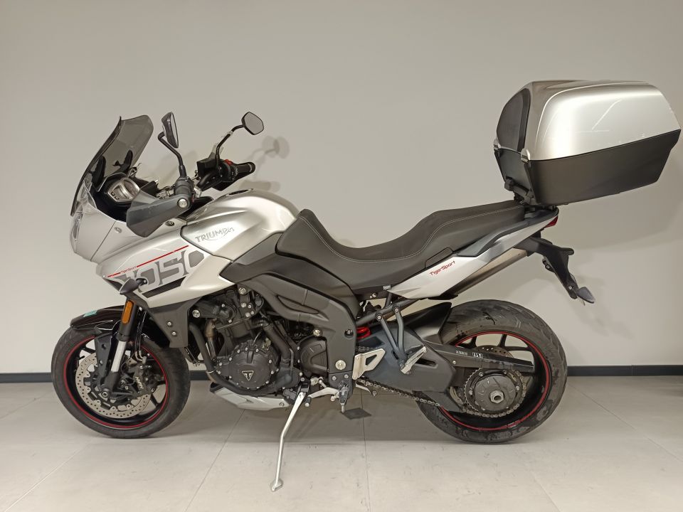 TRIUMPH TIGER 1050 SPORT ABS 4