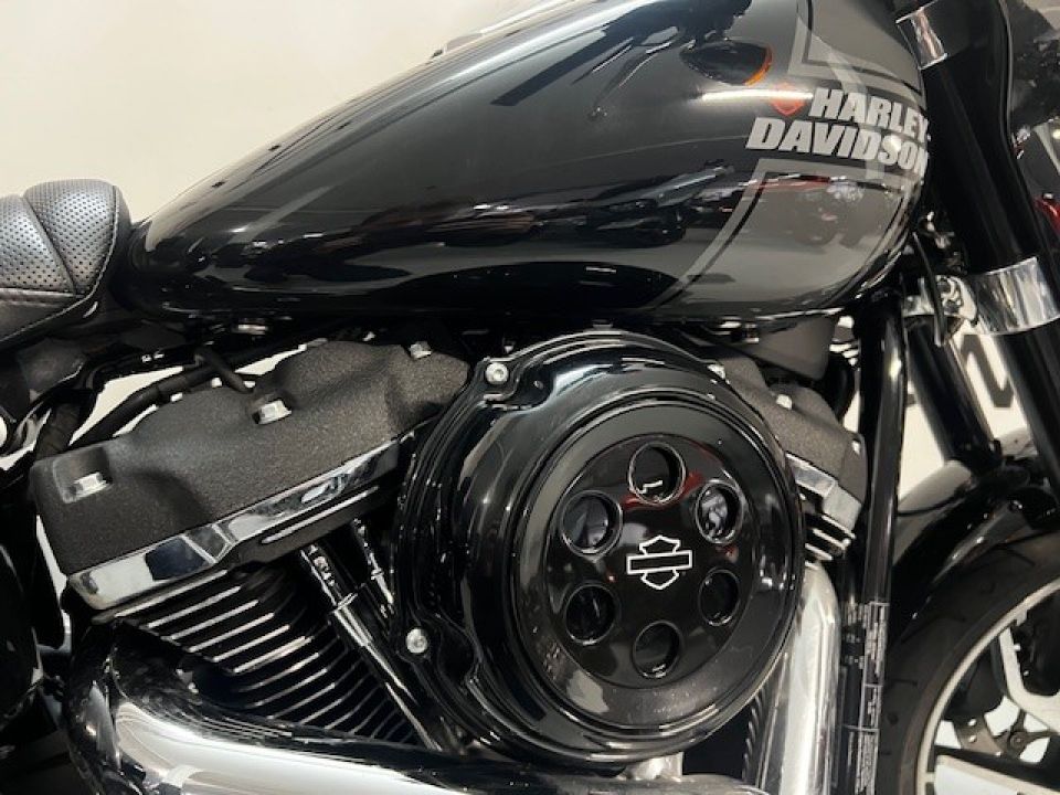 HARLEY-DAVIDSON SOFTAIL SPORT GLIDE 1745 4