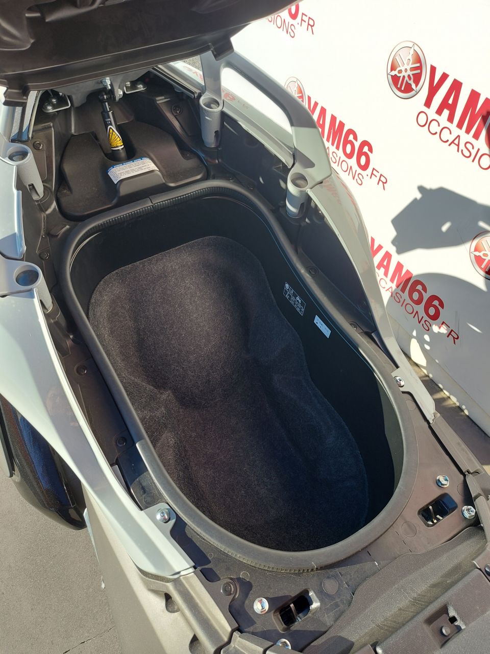 YAMAHA XP T-MAX 560 TECH MAX 4