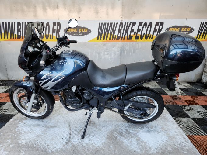 TRIUMPH TIGER 900 4
