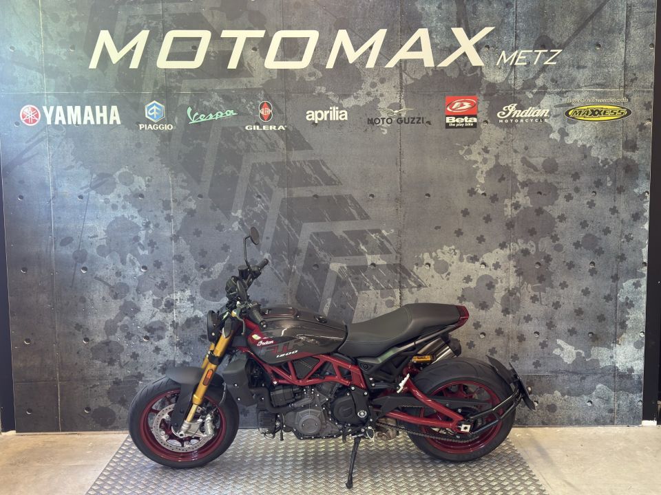 INDIAN FTR 1200 R CARBON 4
