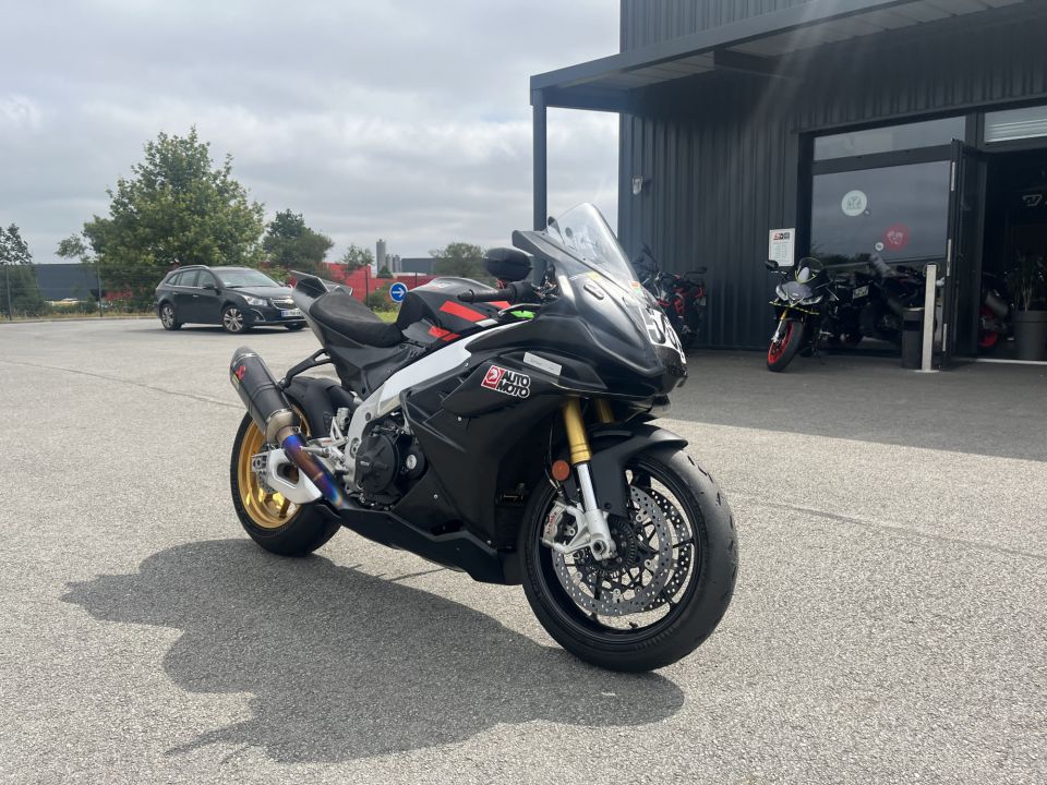 APRILIA RSV4 1100 4