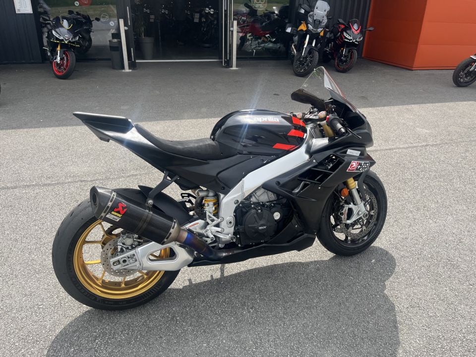 APRILIA RSV4 1100 4