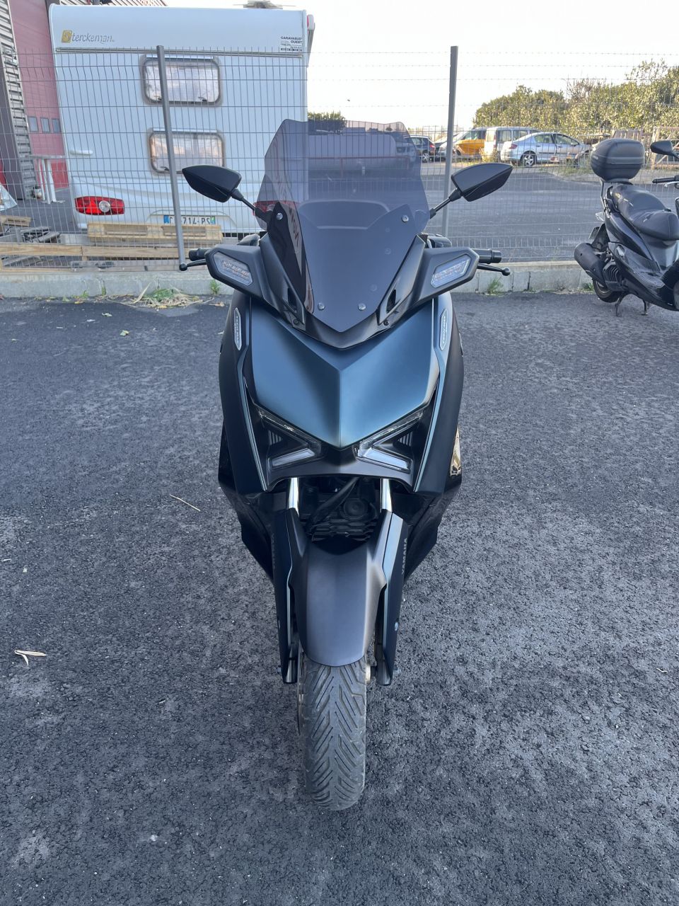 YAMAHA XMAX 125 TECH MAX 4