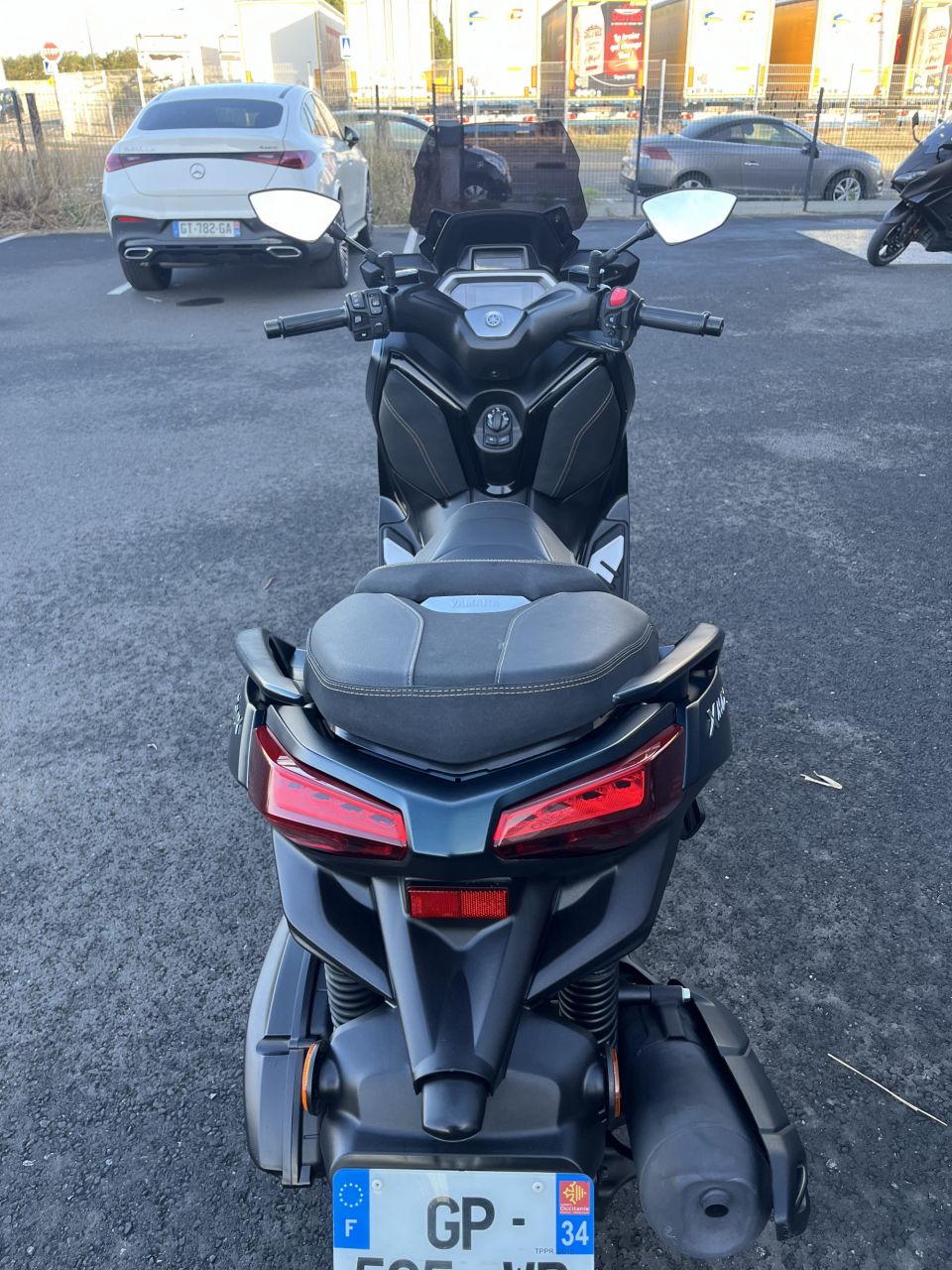 YAMAHA XMAX 125 TECH MAX 4