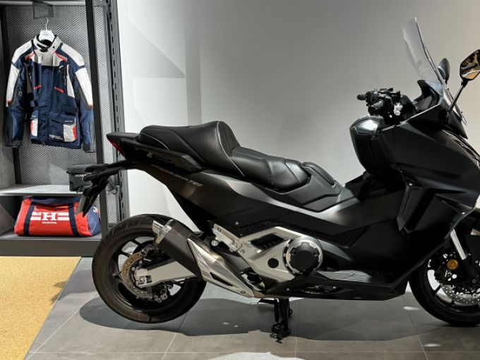 HONDA NSS FORZA 750 4