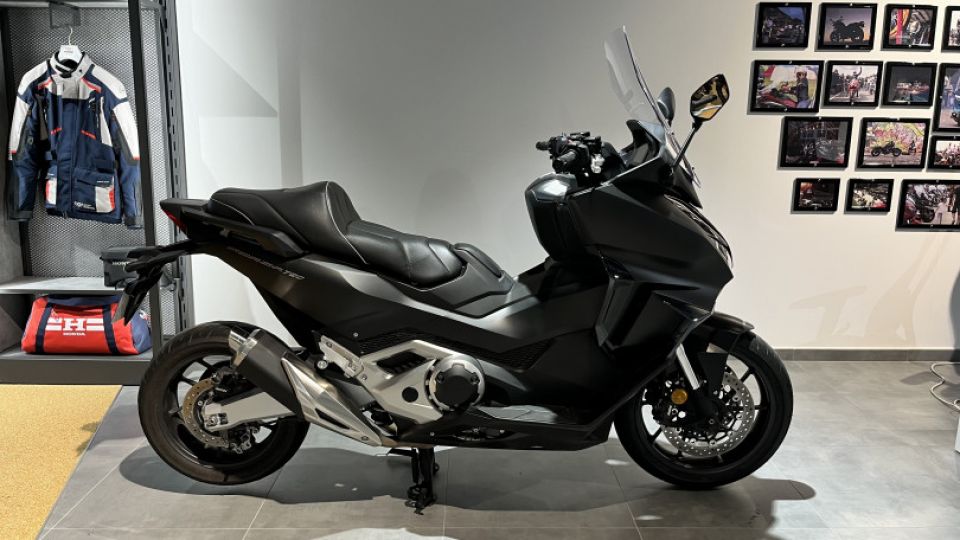 HONDA NSS FORZA 750 4