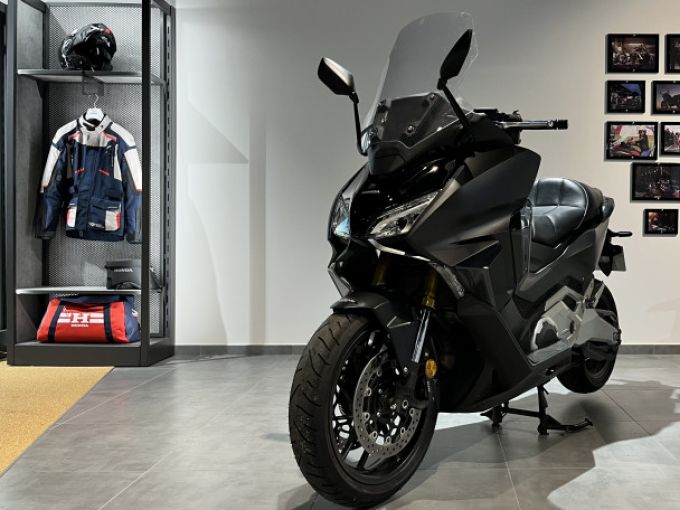 HONDA NSS FORZA 750 4
