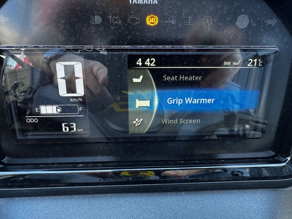 YAMAHA XMAX 125 TECH MAX 4