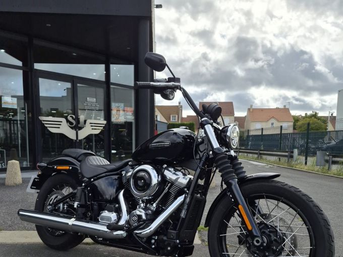 HARLEY-DAVIDSON Street bob 1923 4