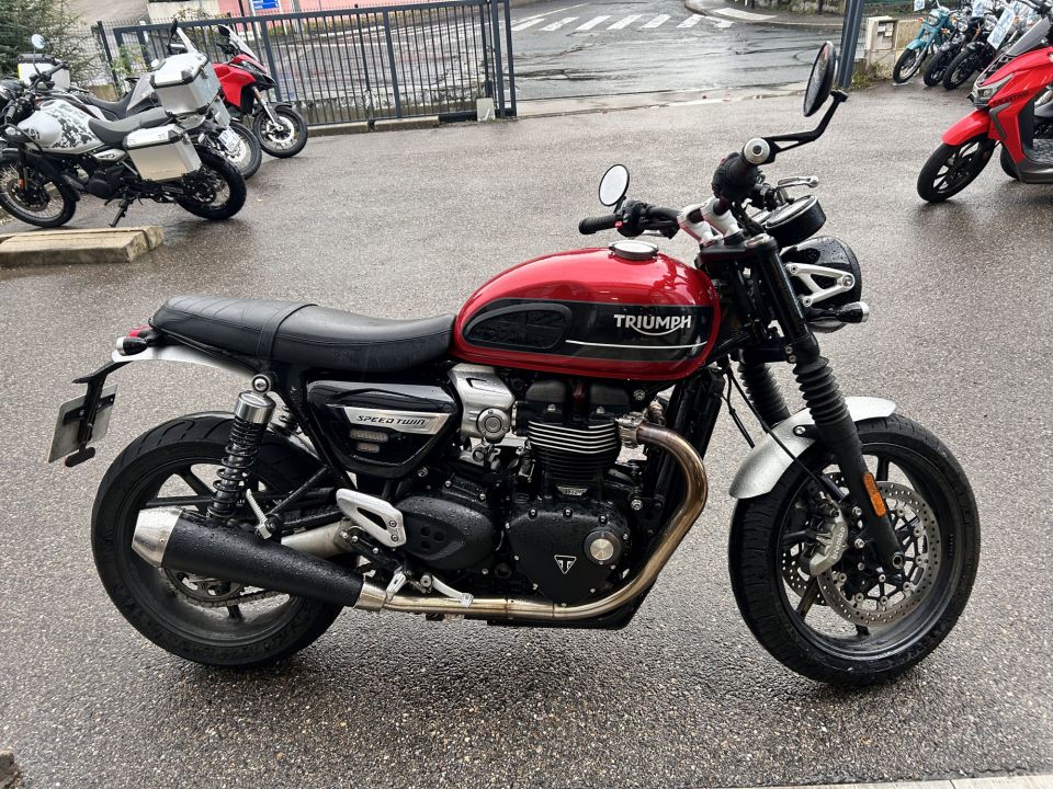 TRIUMPH SPEED TWIN 1200 4