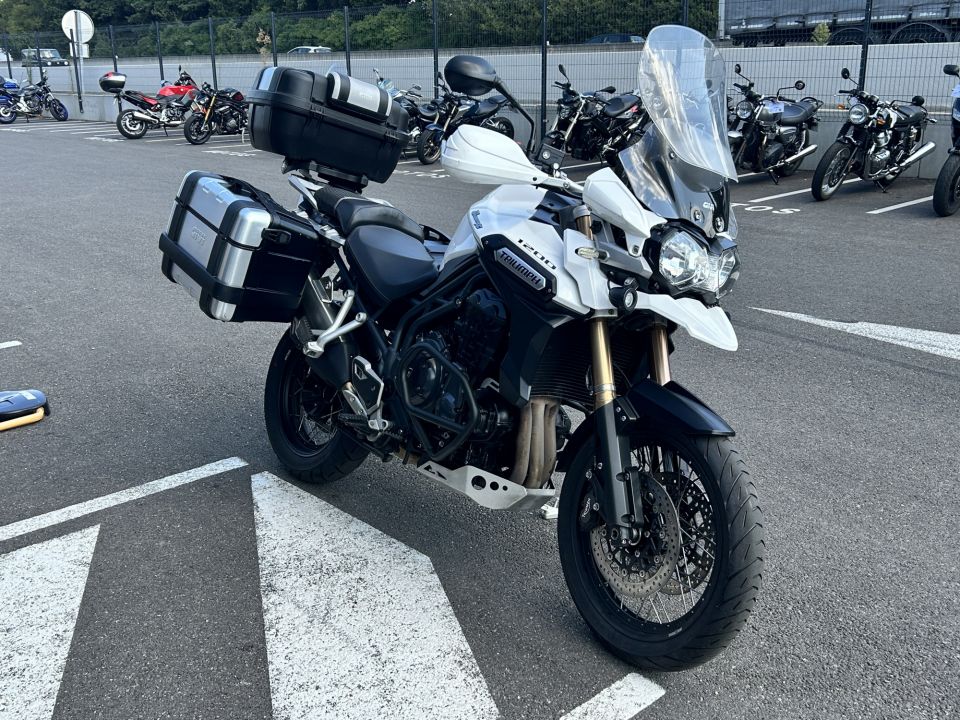 TRIUMPH TIGER 1200 EXPLORER XC 4