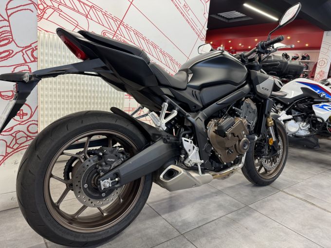 HONDA CB650R Neo Sports Café 4