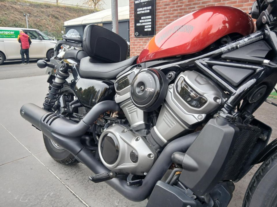HARLEY-DAVIDSON NIGHSTER-S 975 4