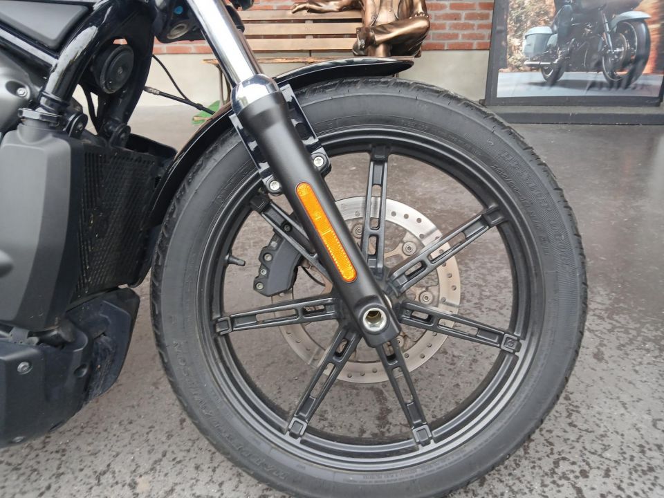 HARLEY-DAVIDSON NIGHSTER-S 975 4