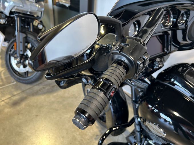 HARLEY-DAVIDSON TOURING STREET GLIDE 1868 SPECIAL 4