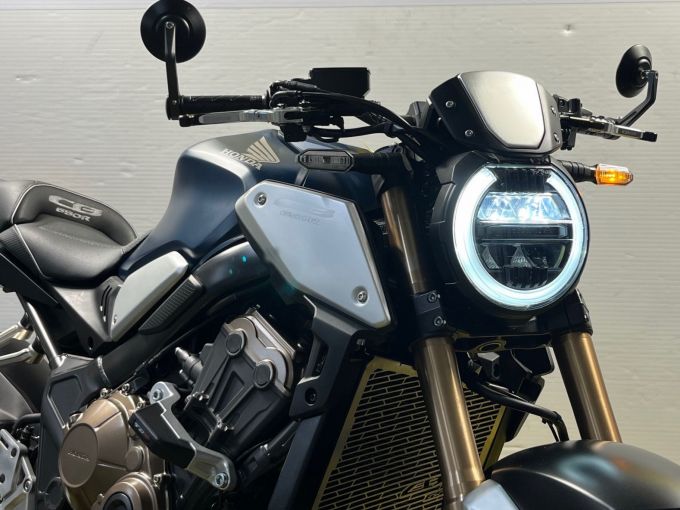HONDA CB 650 RA 4