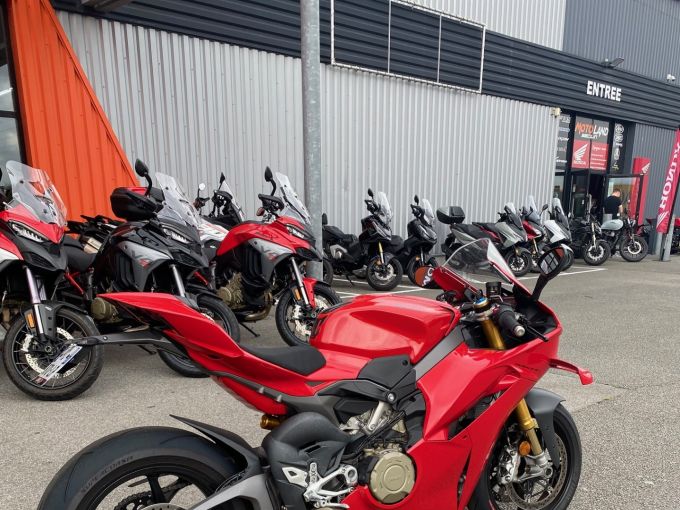 DUCATI PANIGALE V4 S 4