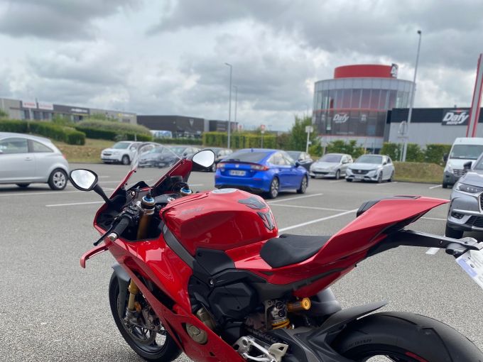 DUCATI PANIGALE V4 S 4