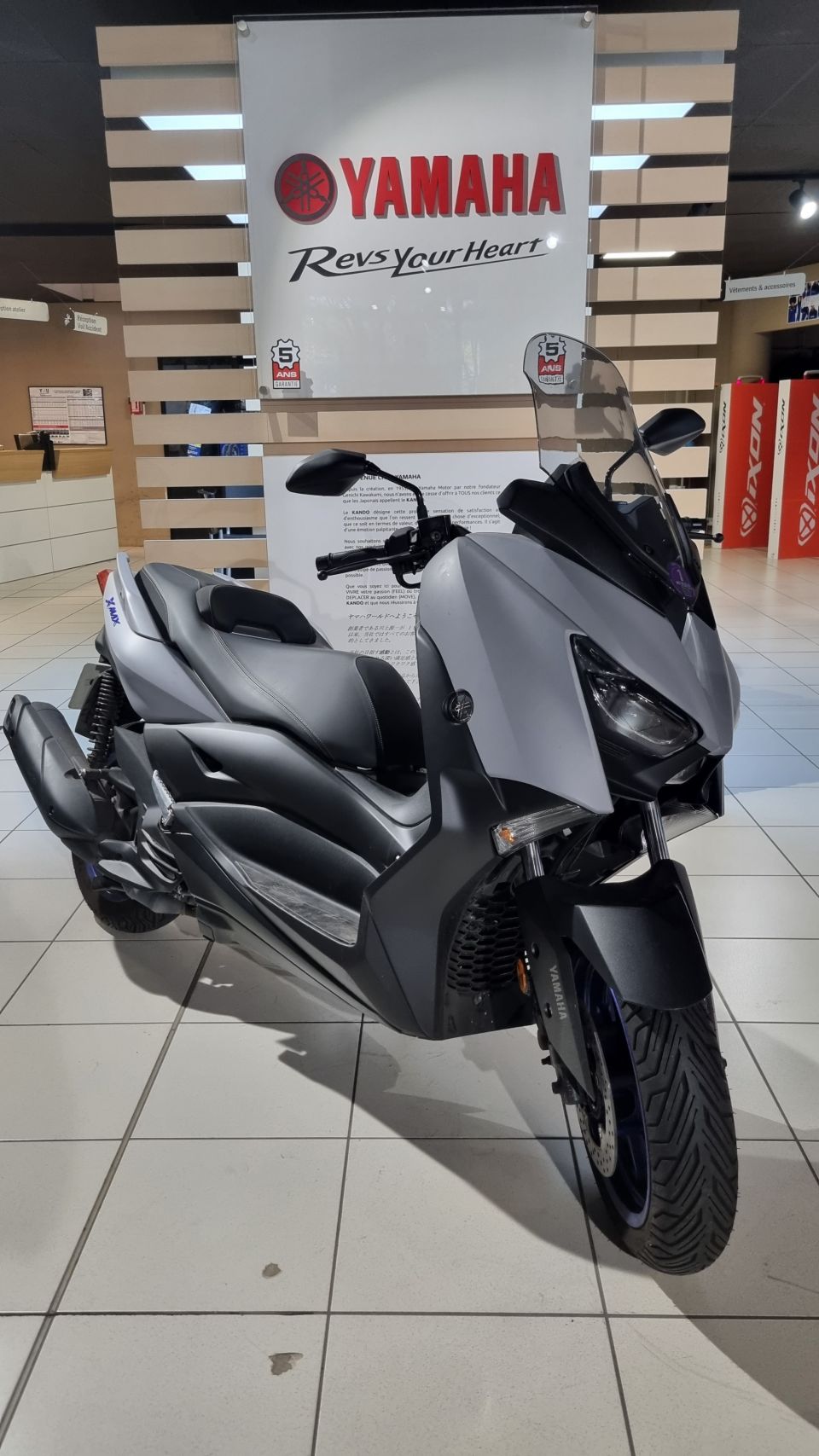 YAMAHA XMAX 125 4