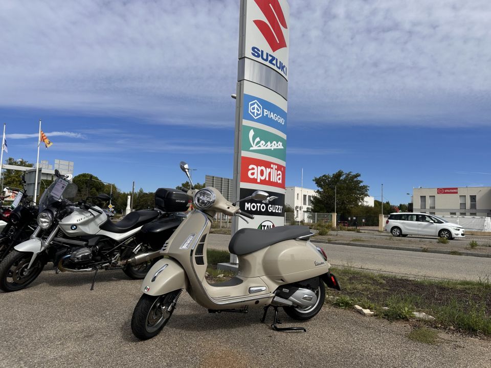 VESPA GTS 125 4