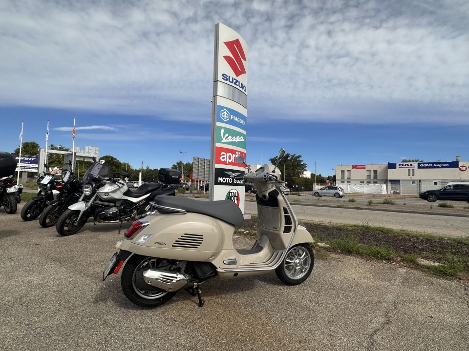 VESPA GTS 125 4
