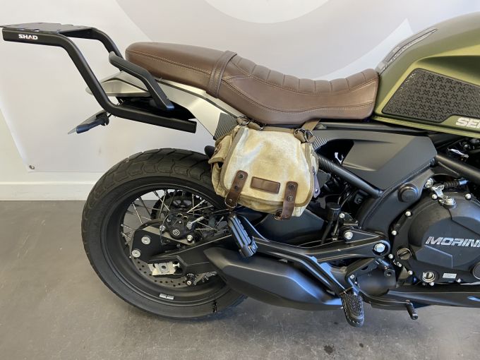 MOTO MORINI SEIEMMEZZO SCR 650 4