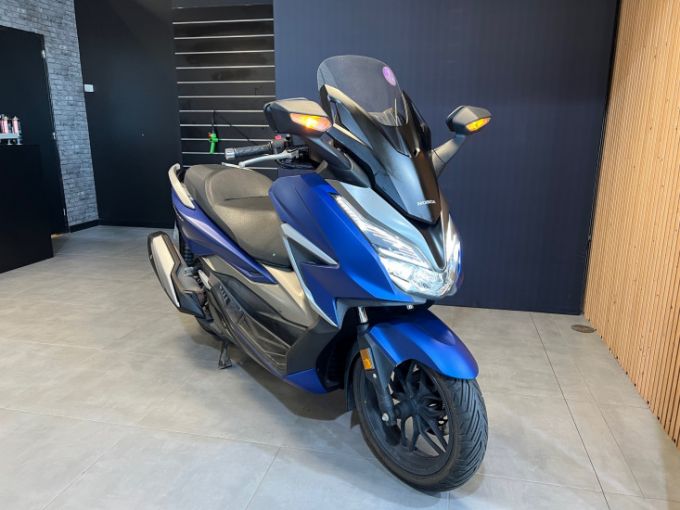 HONDA FORZA 350 4