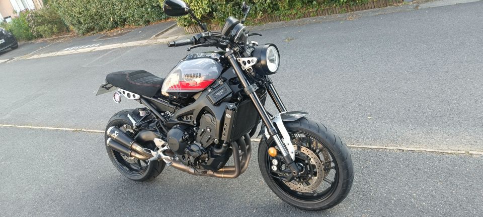 YAMAHA XSR 900 ABARTH 4