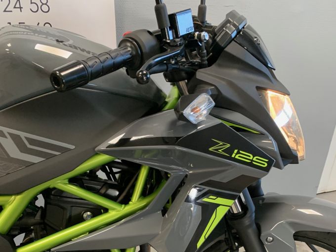 KAWASAKI z 125 4