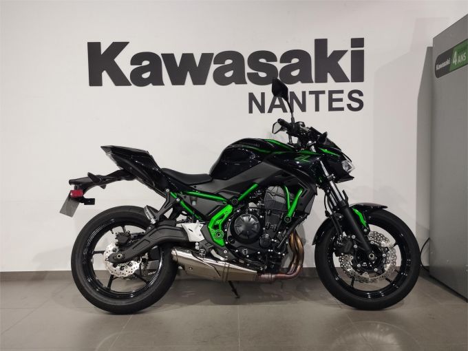 KAWASAKI Z650 A2 4