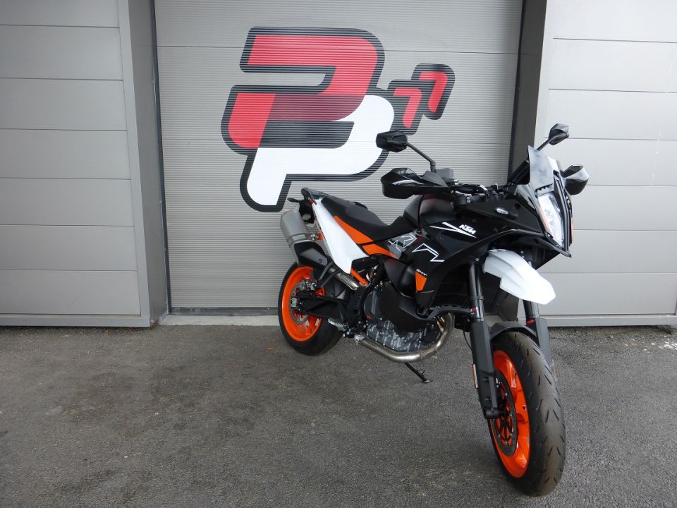 KTM 890 SMT 2023 IMMATRICULEE 2025 NEUVE 4