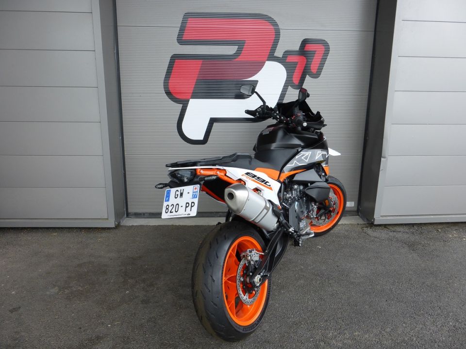 KTM 890 SMT 2023 IMMATRICULEE 2025 NEUVE 4