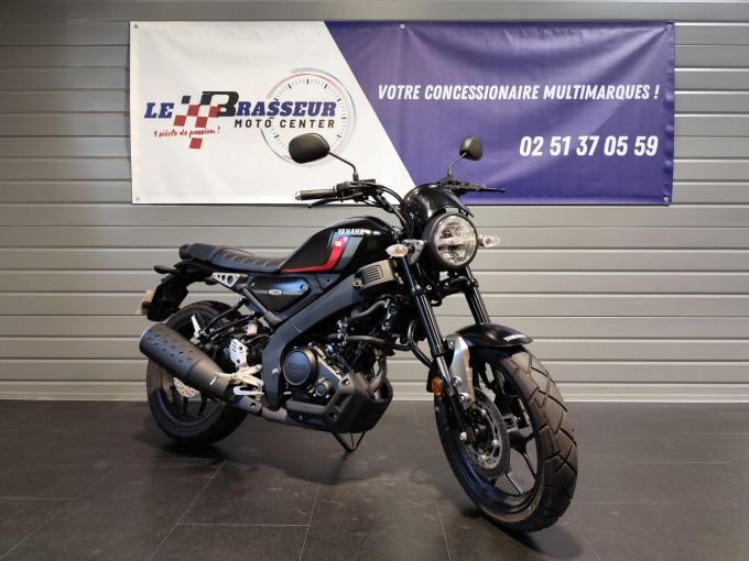 YAMAHA XSR 125 4
