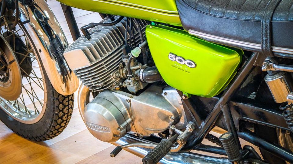 KAWASAKI H1 MACH III 4