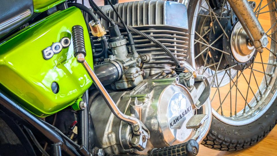 KAWASAKI H1 MACH III 4